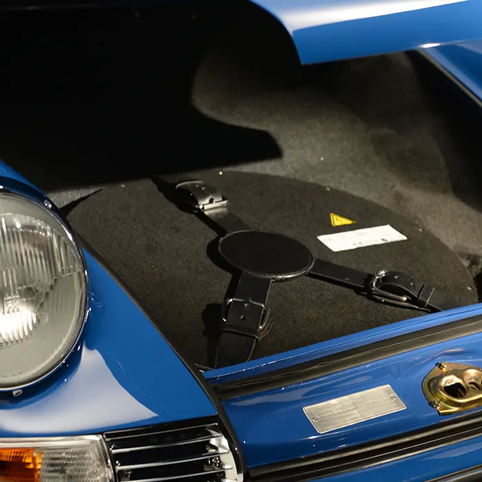 Blick in den aufgeräumten Kofferraum